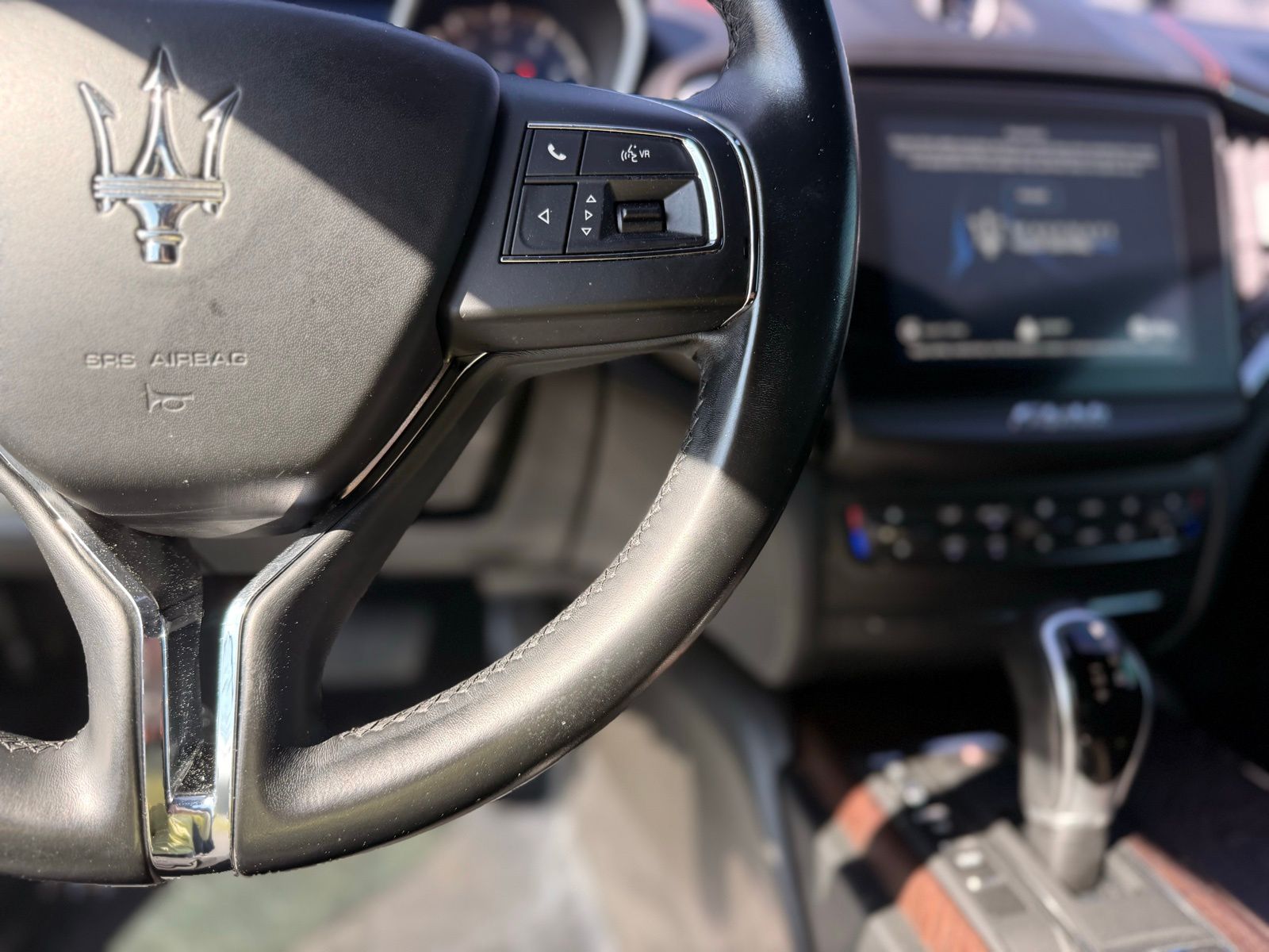 2018 Maserati Ghibli S - Photo 19
