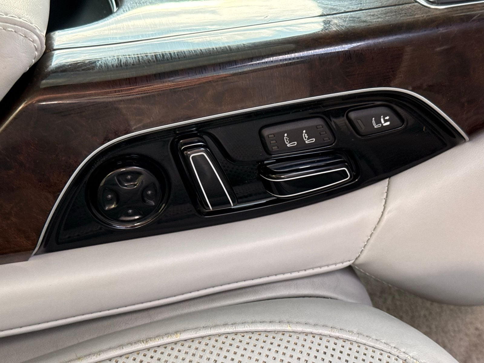 2016 Audi A8 Base - Photo 36