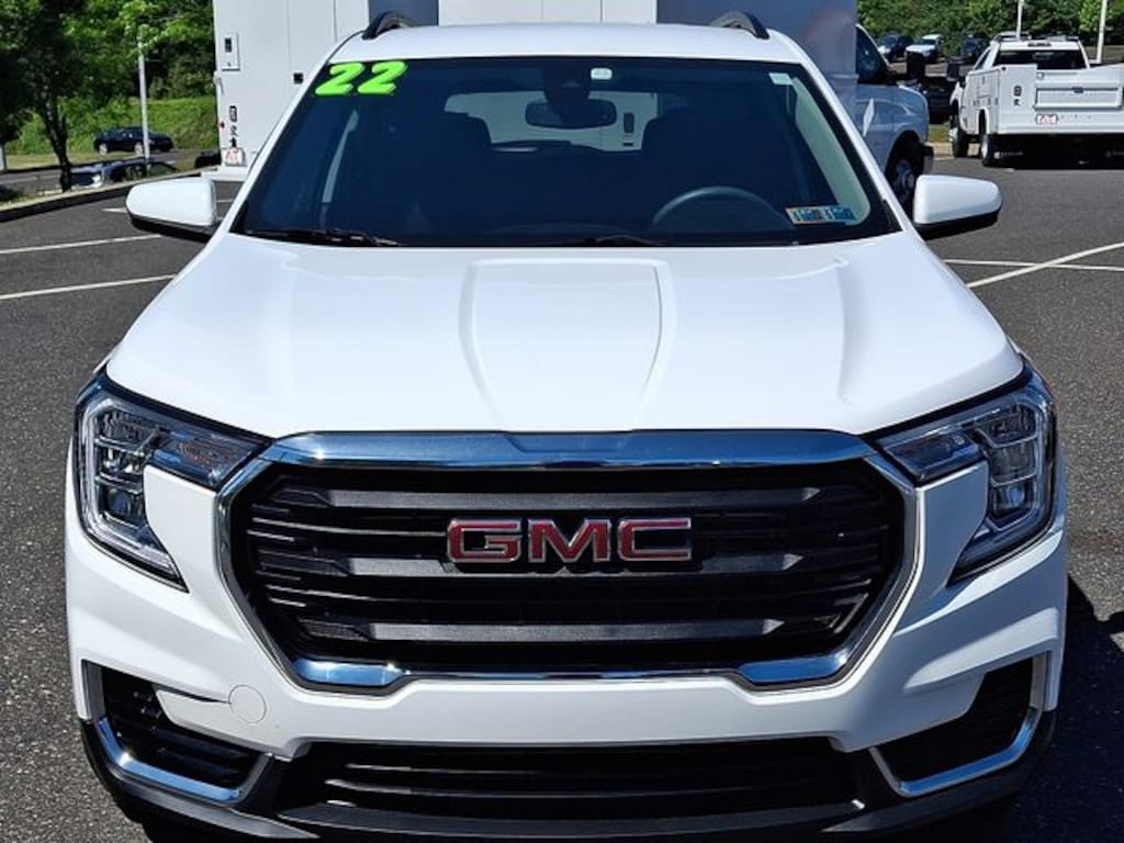 Used 2022 GMC Terrain SLE SUV