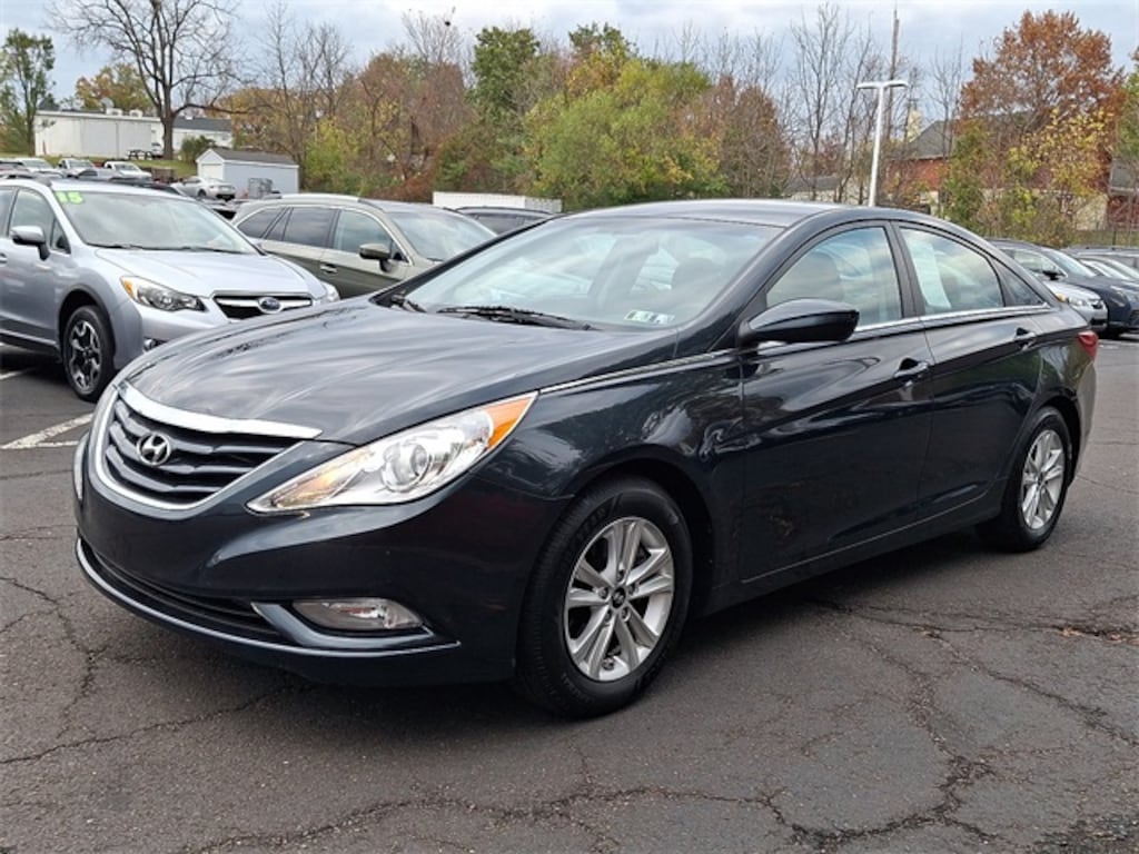 Used 2013 Hyundai Sonata GLS Sedan