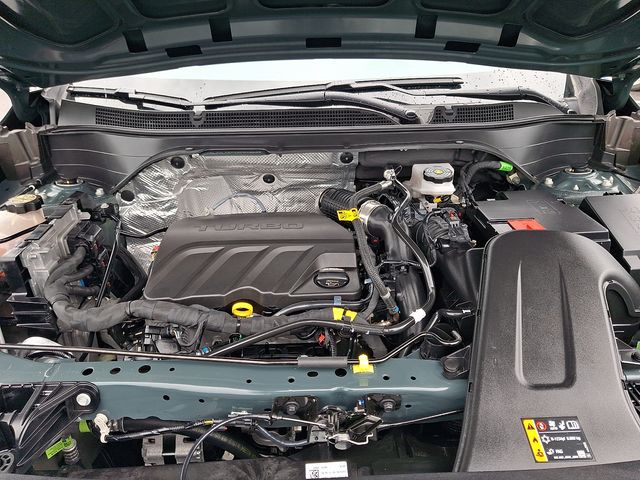 2025 Chevrolet Trax LS - Photo 26