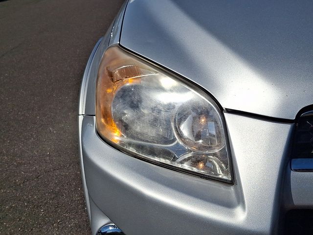 2010 Toyota RAV4 Limited - Photo 9