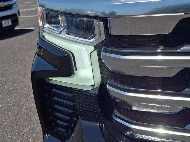 2026 Chevrolet Silverado 1500 High Country - Photo 9