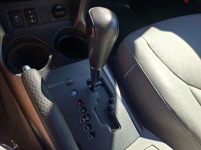 2010 Toyota RAV4 Limited - Photo 15