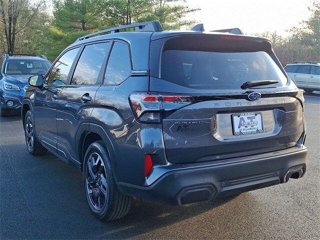 2025 Subaru Forester Limited photo 4