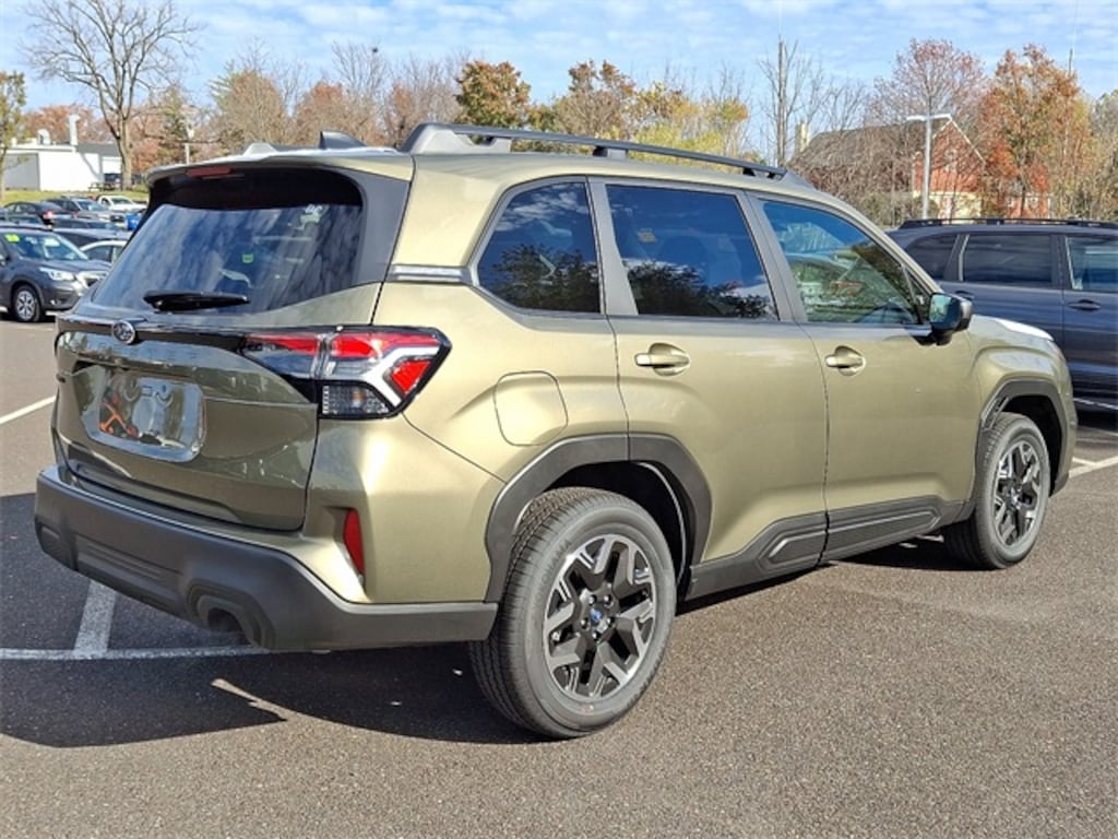 New 2025 Subaru Forester Premium SUV