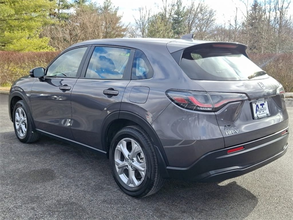 Used 2025 Honda HR-V LX SUV