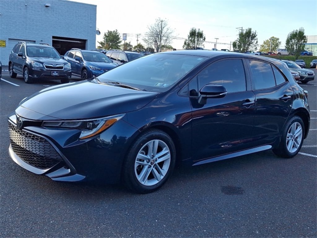 Used 2022 Toyota Corolla Hatchback SE Nightshade Edition Hatchback