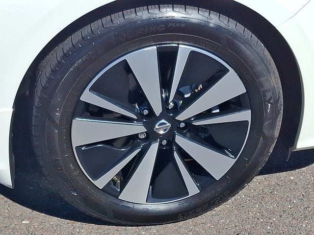 2022 Nissan Altima SL - Photo 8