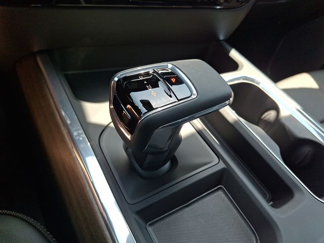 2026 Chevrolet Silverado 1500 High Country - Photo 16