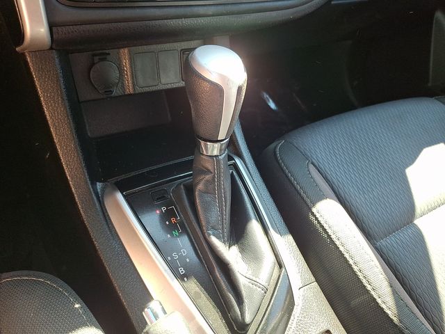 2018 Toyota Corolla LE - Photo 14