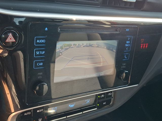 2018 Toyota Corolla LE - Photo 17