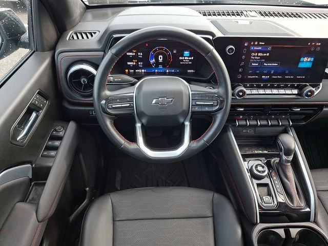 2025 Chevrolet Colorado Z71 - Photo 11