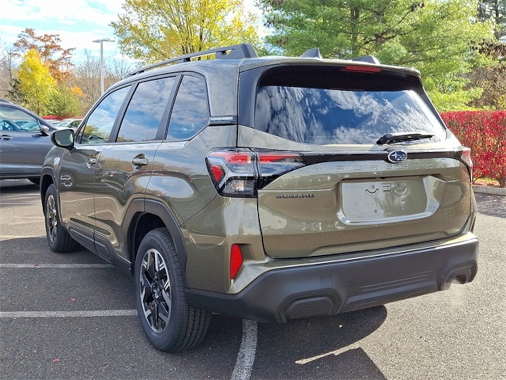 New 2025 Subaru Forester Premium SUV