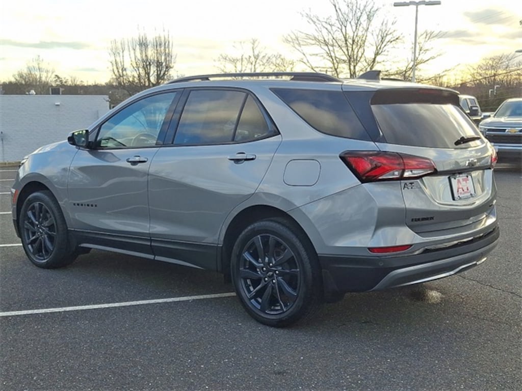 Used 2024 Chevrolet Equinox RS SUV