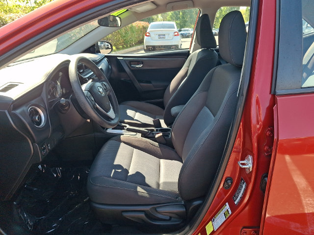 2018 Toyota Corolla LE - Photo 13