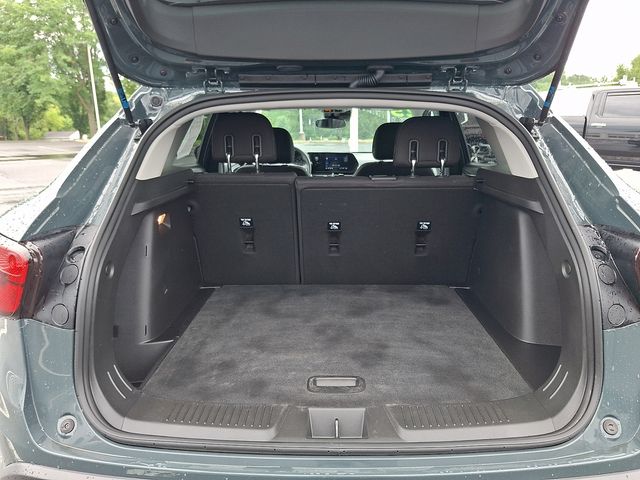 2025 Chevrolet Trax LS - Photo 27
