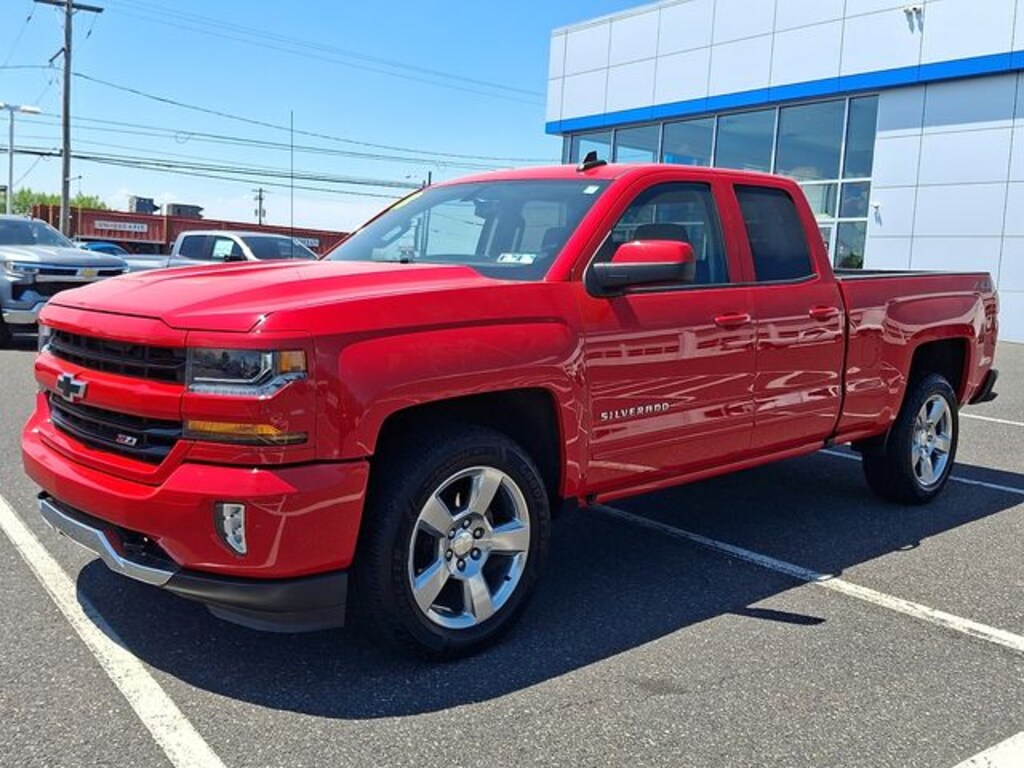 Used 2018 Chevrolet Silverado 1500 LT LT2 Truck