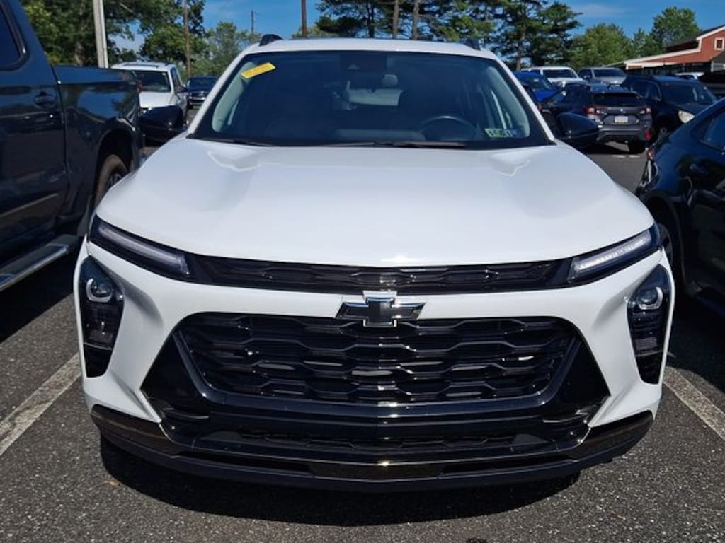 Used 2024 Chevrolet Trax Activ SUV