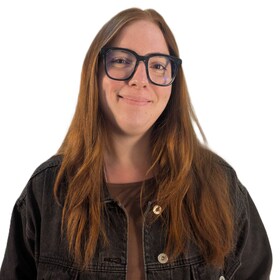 Staff member Alyssa Detwiler from ID_d195cf93c58d