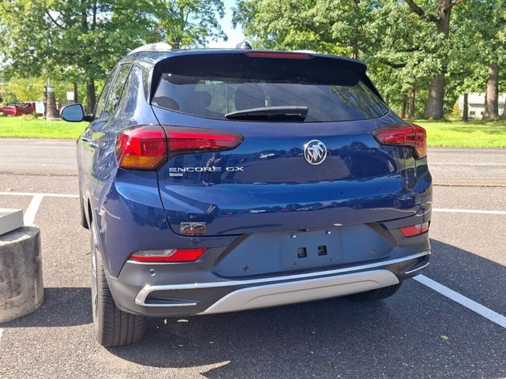 Used 2022 Buick Encore GX Essence SUV