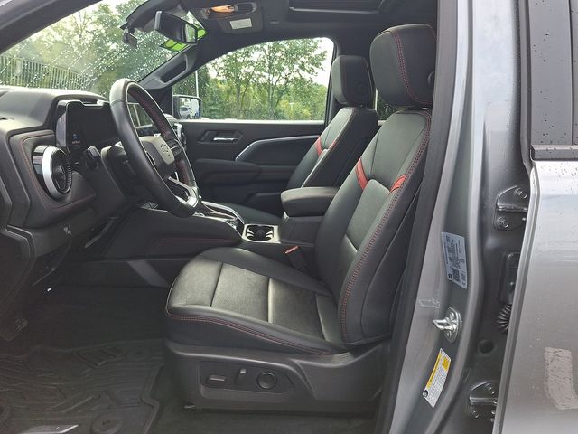 2025 Chevrolet Colorado Z71 - Photo 13