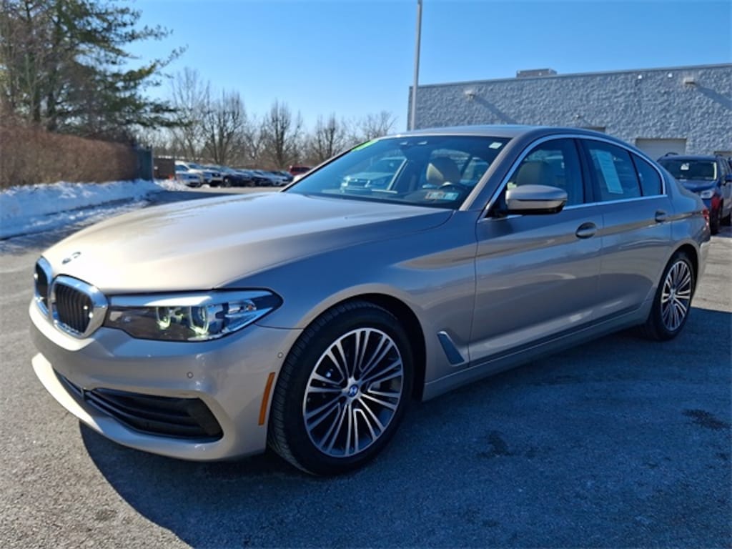 Used 2019 BMW 5 Series 530i xDrive Sedan