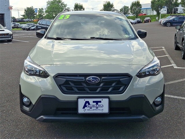 2023 Subaru Crosstrek Premium photo 2