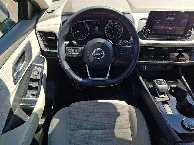 2022 Nissan Rogue SV - Photo 11