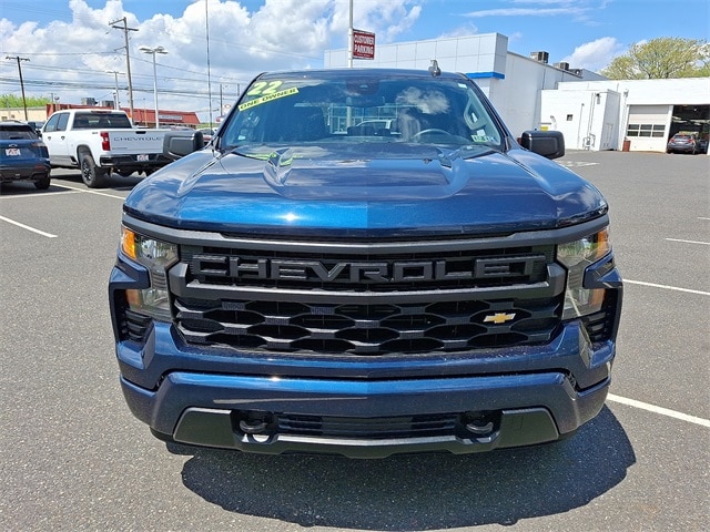 Used 2022 Chevrolet Silverado 1500 Custom with VIN 3GCPDBEK9NG620065 for sale in Sellersville, PA