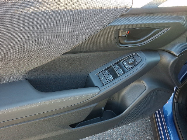 2025 Subaru Crosstrek Premium - Photo 12
