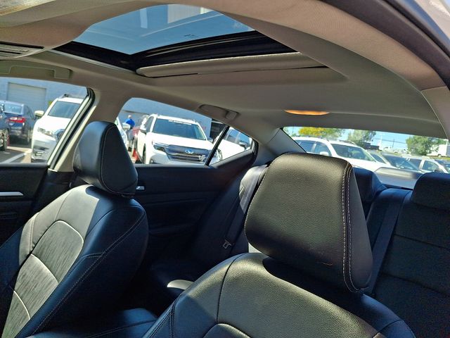 2022 Nissan Altima SL - Photo 14