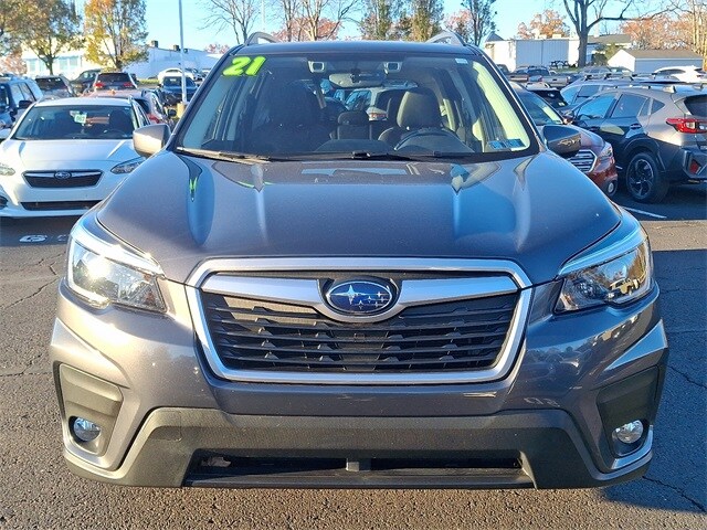 2021 Subaru Forester Premium photo 2