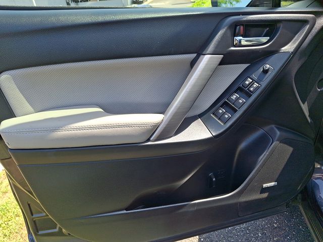 2016 Subaru Forester i Limited - Photo 11