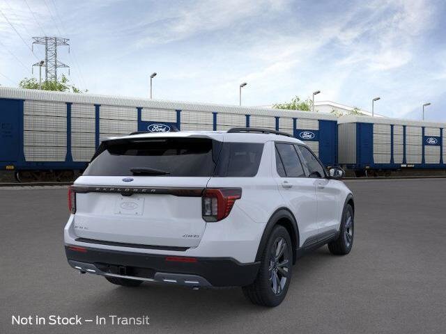 2026 Ford Explorer Active - Photo 8