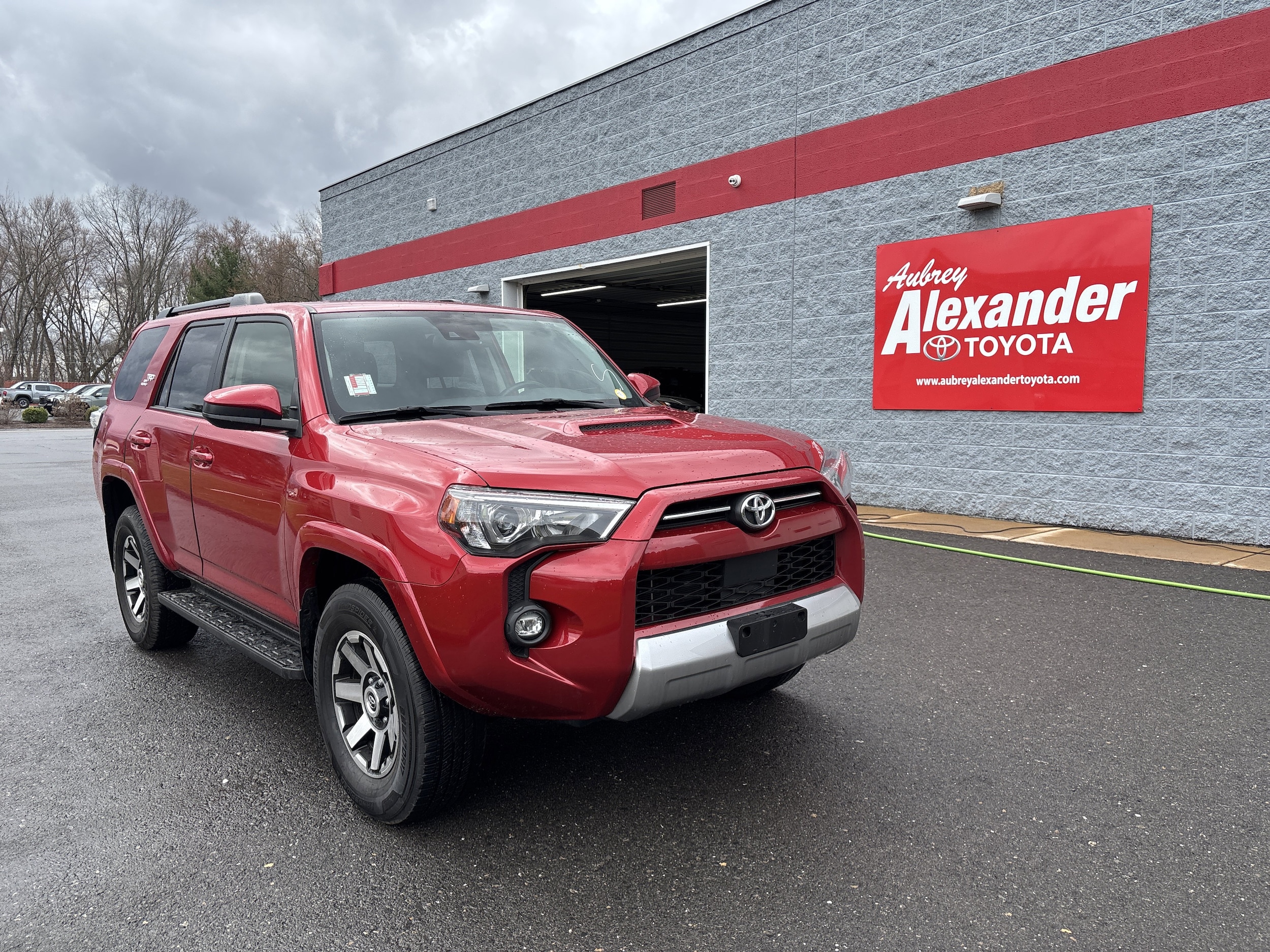 2024 Toyota 4Runner TRD Off-Road 4WD V6's photo