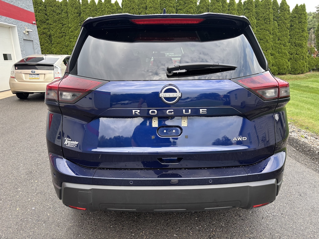 Used 2026 Nissan Rogue SV SUV
