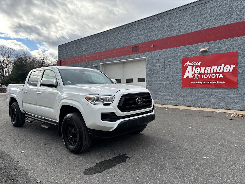 Certified 2023 Toyota Tacoma 4WD SR5 V6 Truck Double Cab