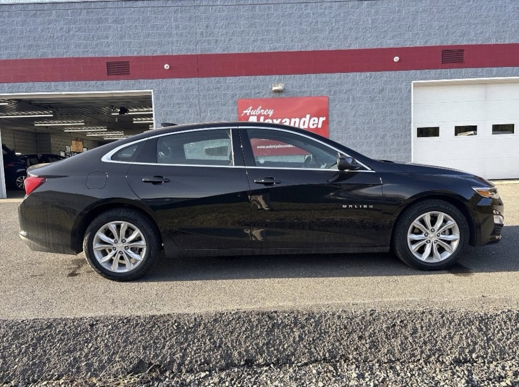 Used 2024 Chevrolet Malibu 1LT Sedan