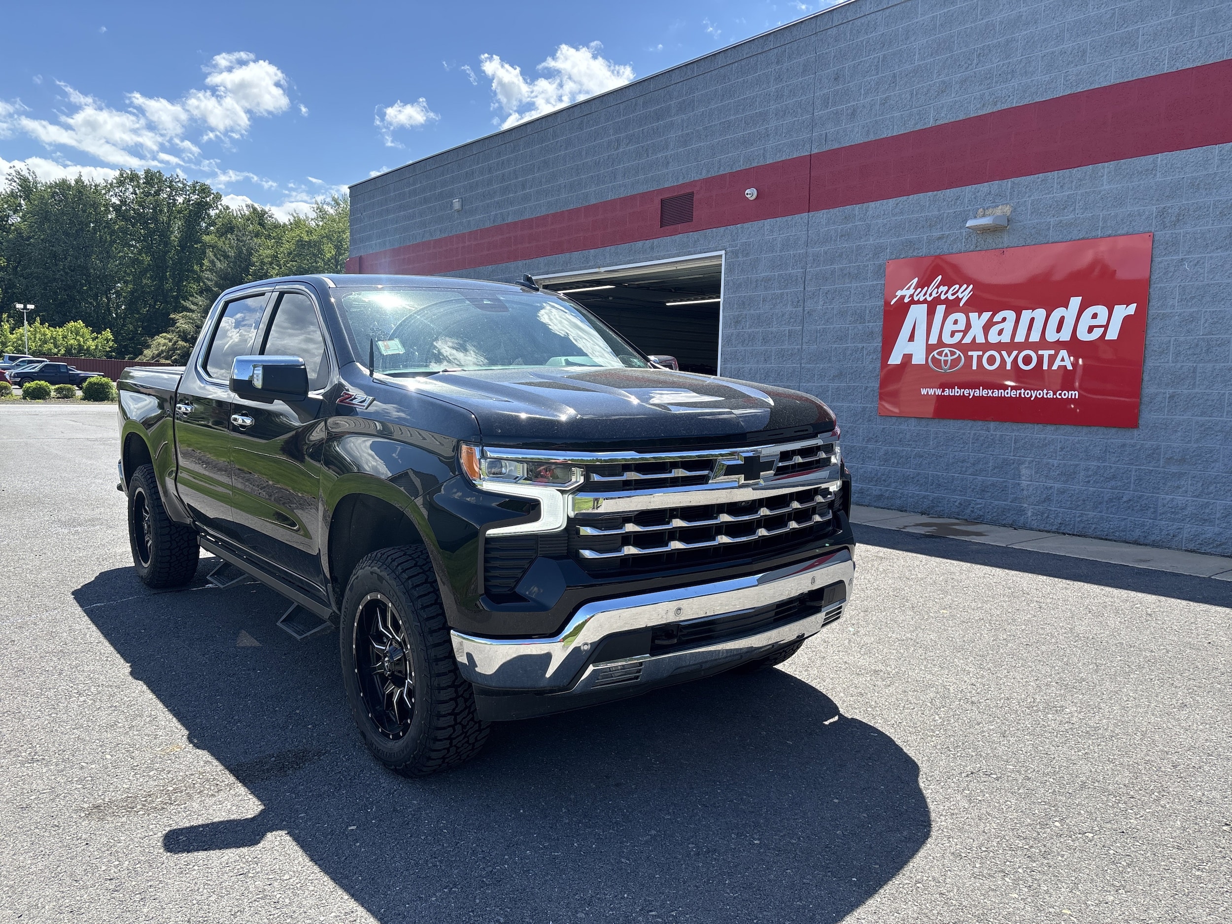 2022 Chevrolet Silverado 1500 LTZ 4X4 Crew Cab Short Box's photo