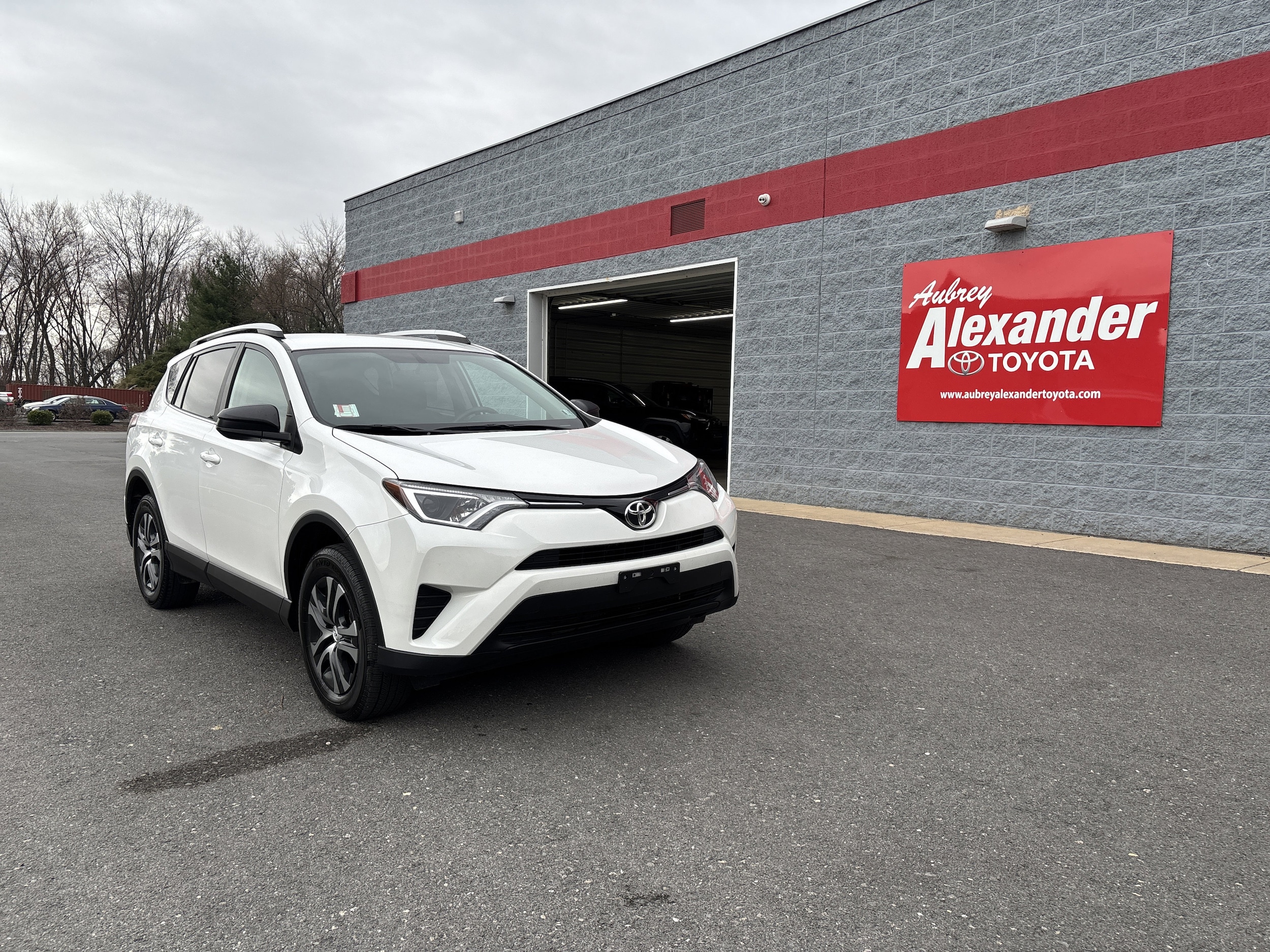 2016 Toyota RAV4 LE