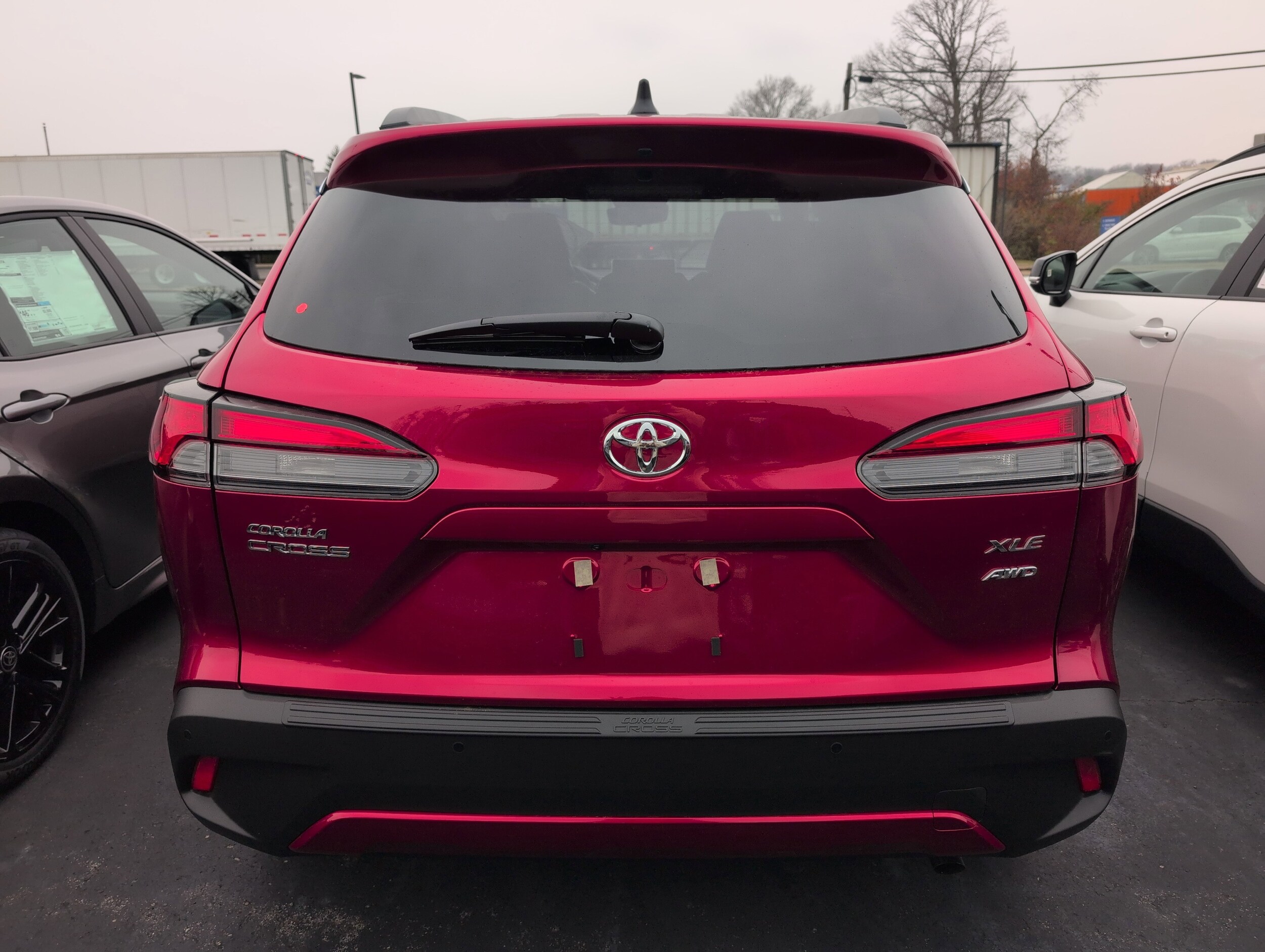 2026 Toyota Corolla Cross XLE photo 3