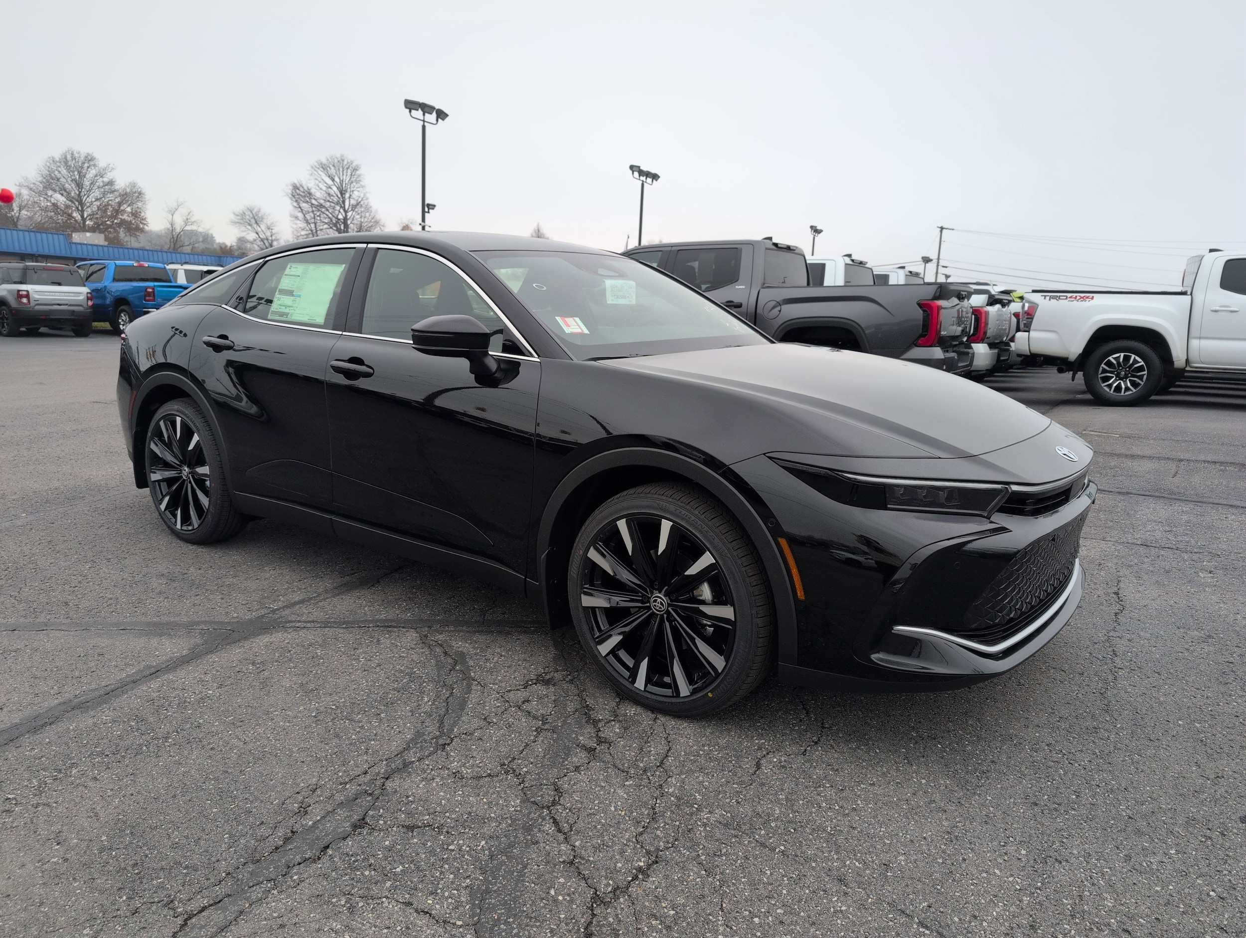 2026 Toyota Crown Platinum's photo