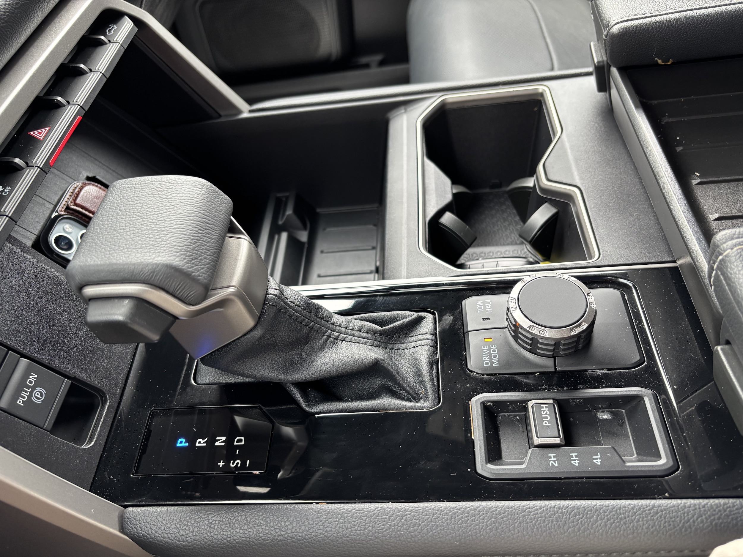 2026 Toyota Tundra Limited - Photo 23