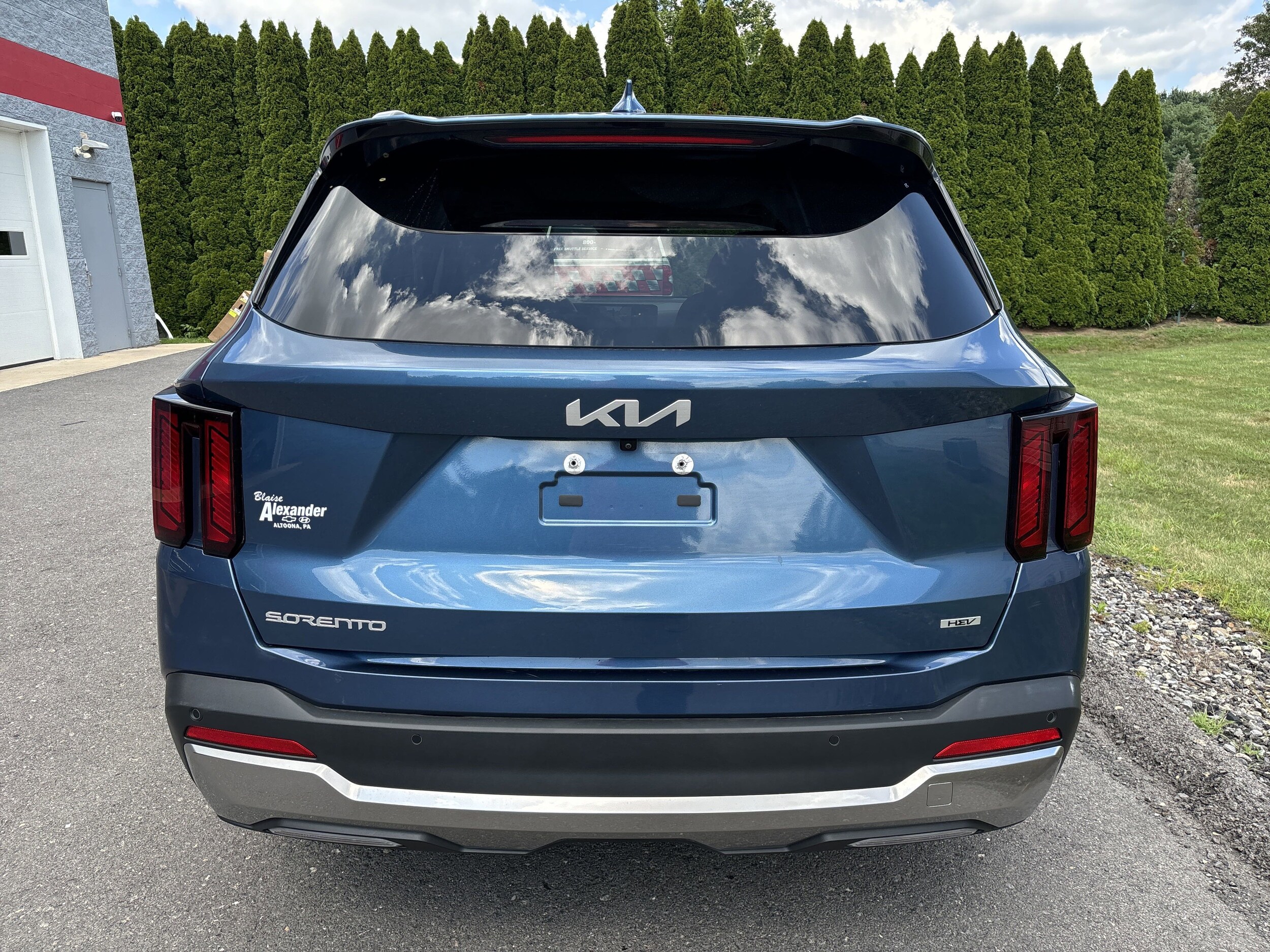 2025 Kia Sorento Hybrid EX photo 3