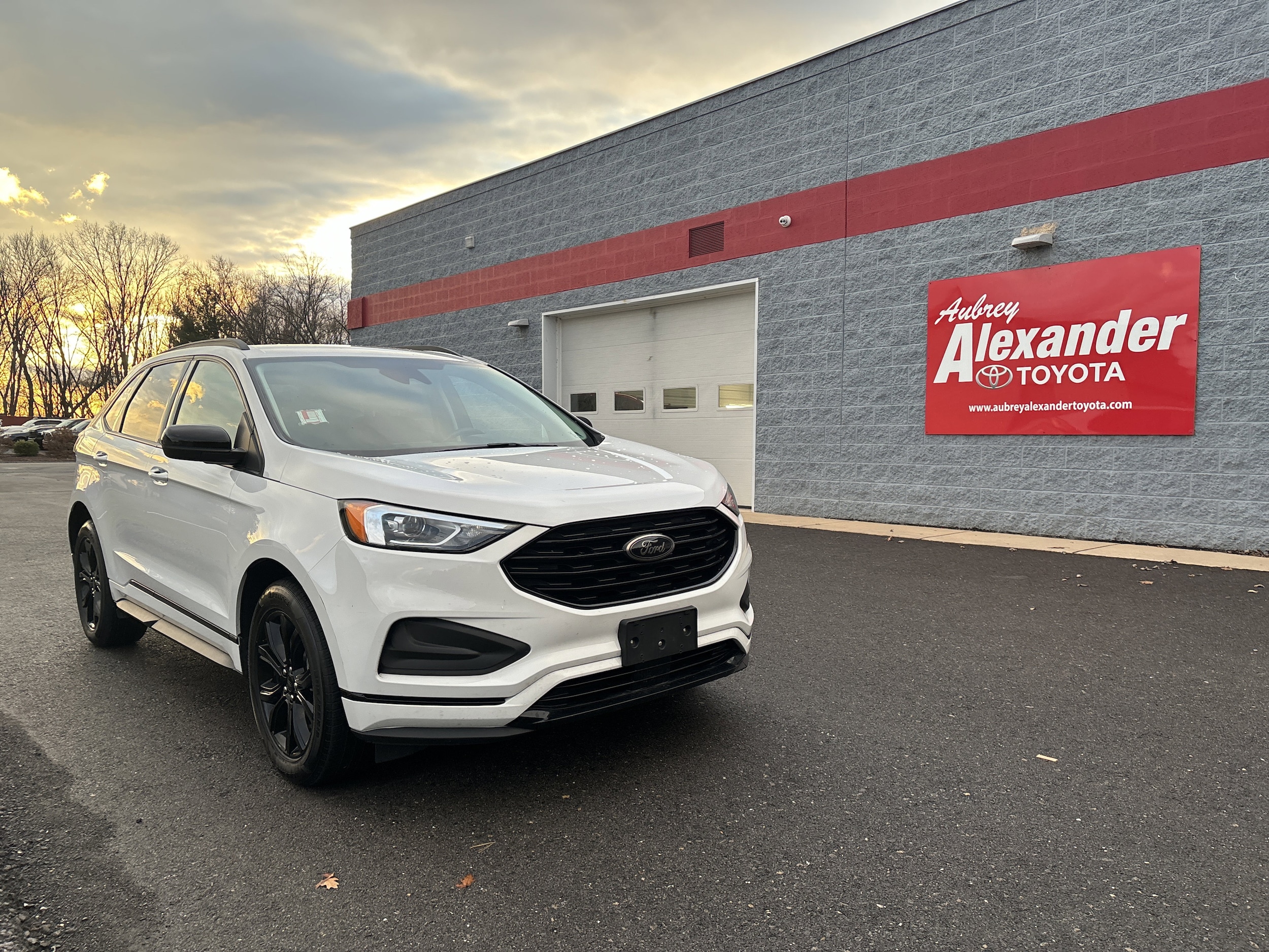 2022 Ford Edge SE