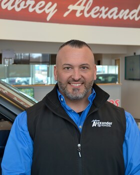 Staff member Mike Colfer from ID_421a1e3a40e4