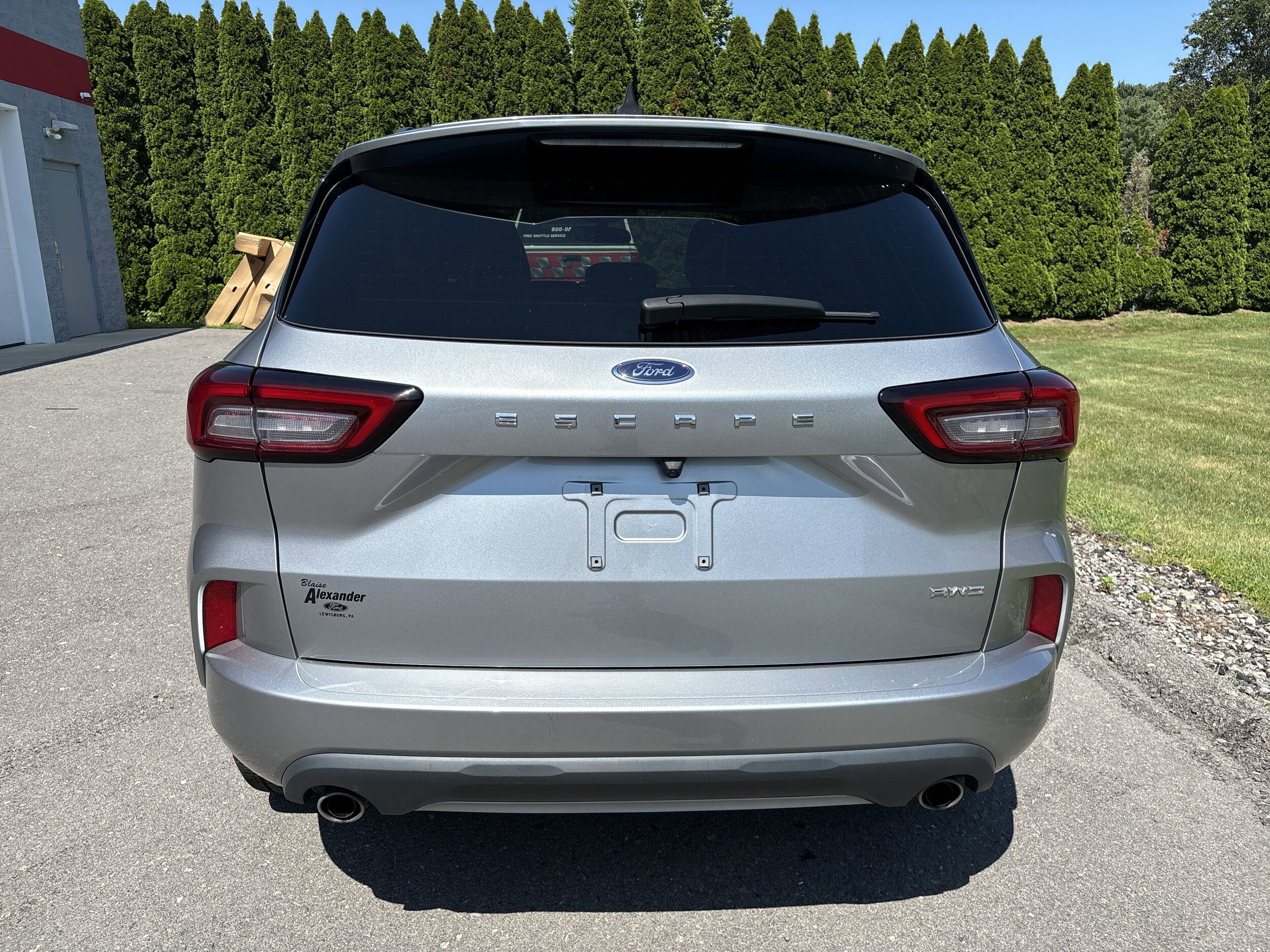 2023 Ford Escape ST-Line photo 4
