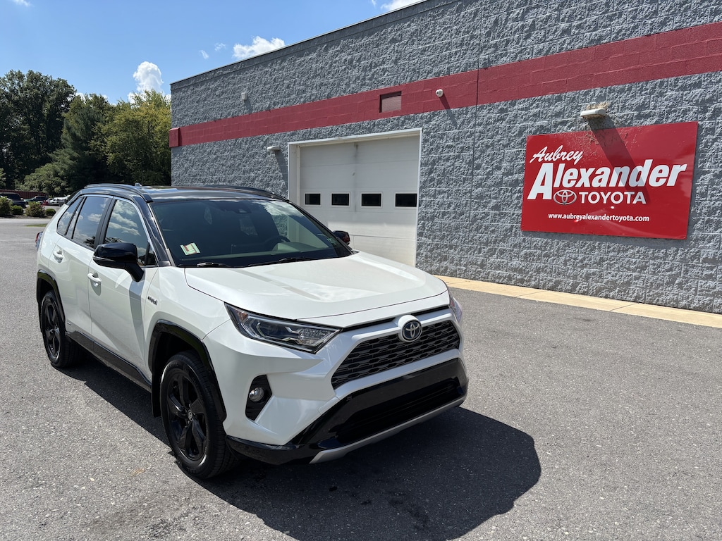 Used 2019 Toyota RAV4 XSE SUV