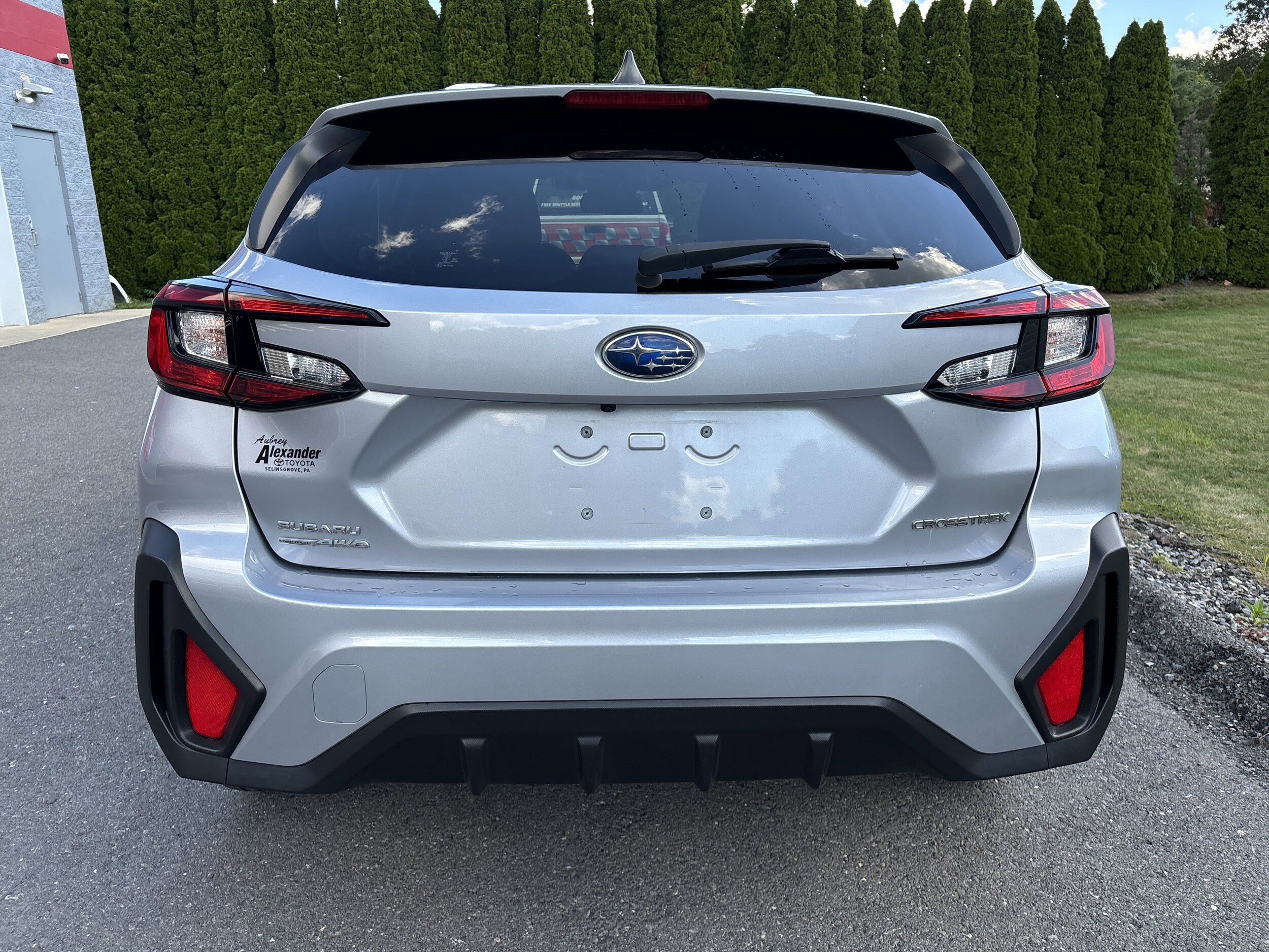 2024 Subaru Crosstrek Base photo 3